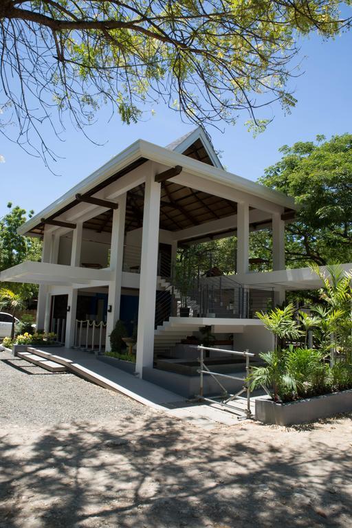 Karancho Beach House Lapu-Lapu City Bagian luar foto